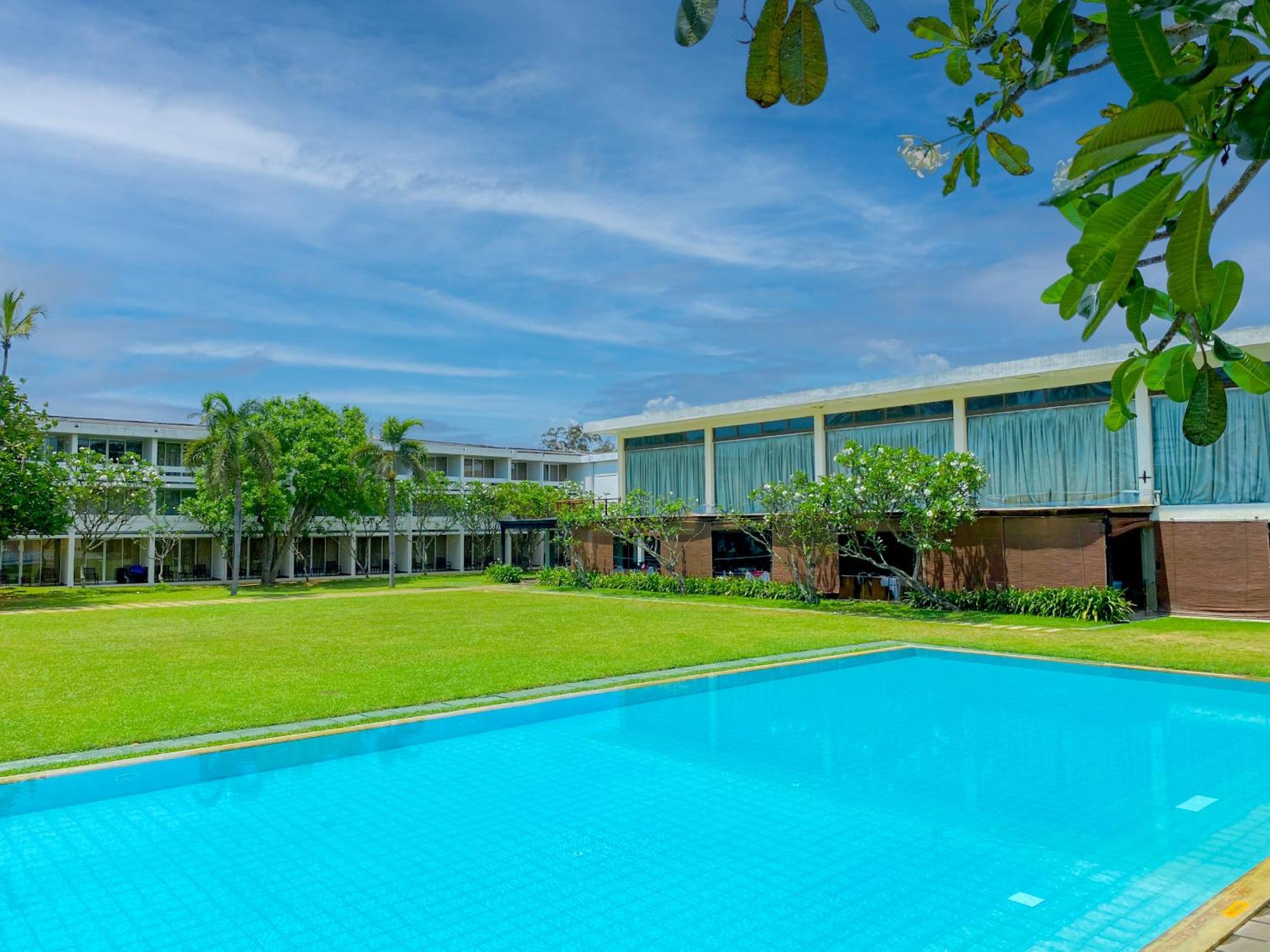 Pegasus Reef - A Beach Resort In Colombo Wattala Exterior foto